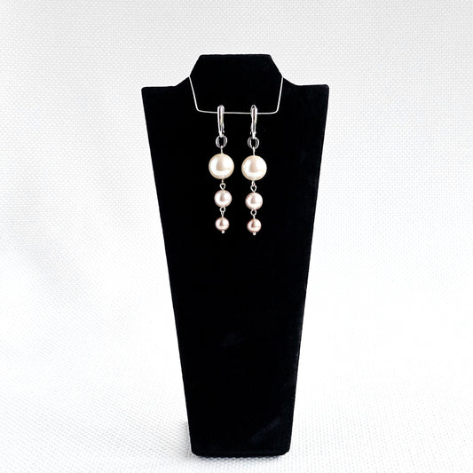 Kiku Earrings