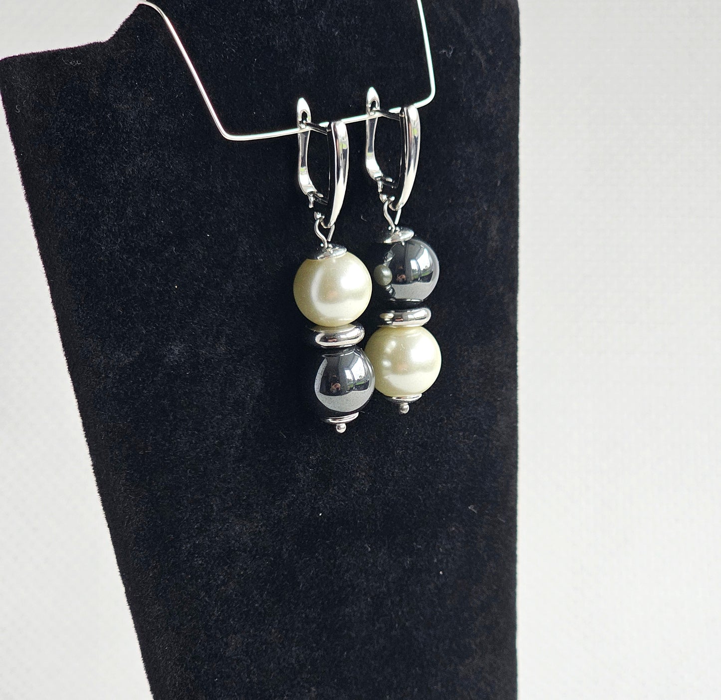 Sappo Earrings
